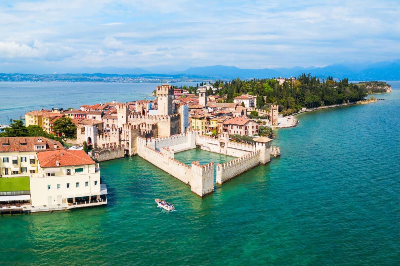 Yellow, Orange And Blue Desenzano Appartamento Desenzano del Garda